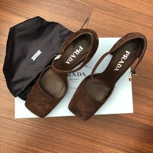NIB PRADA 95mm Suede Square-Toe Mary Jane Pumps